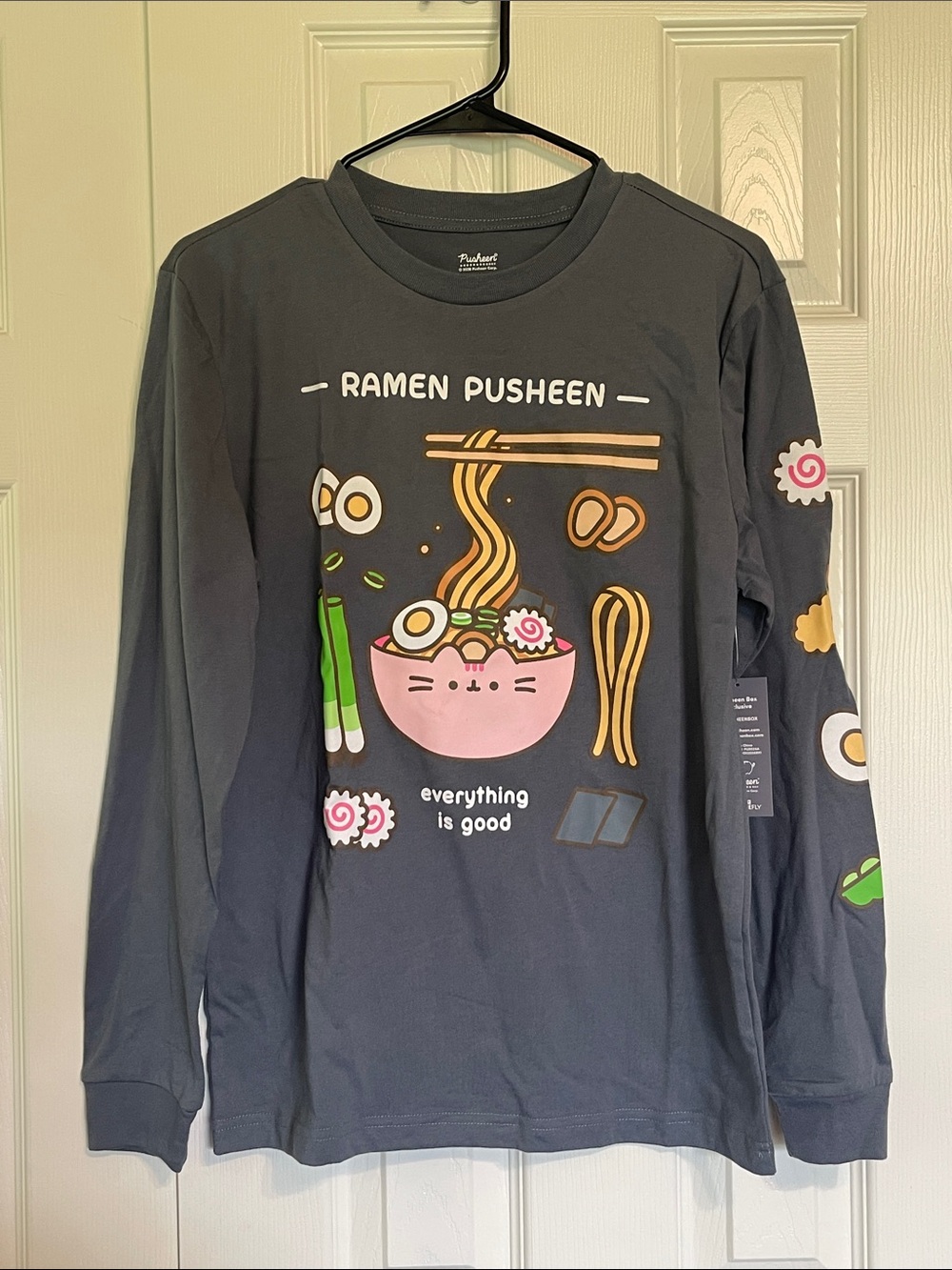NWT pusheen shirt